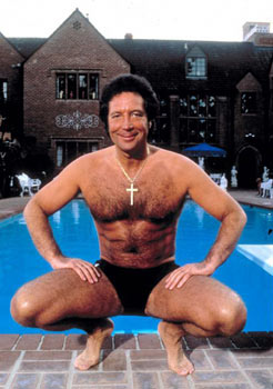Tom_Jones_in_speedo