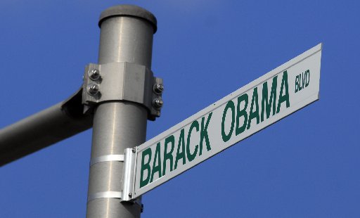 Noodle_Lion-cd-obama-blvd-03