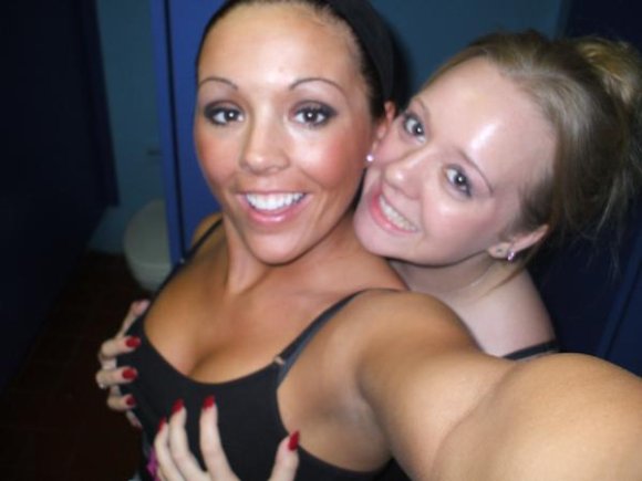 Anonymous-i_love_amys_boobs