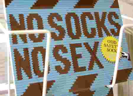 Anonymous-476_3_odd_freecard3