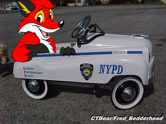 Fred_Bedderhead-Yappy_Cop