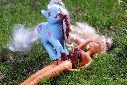 Pombye-zombie_attack