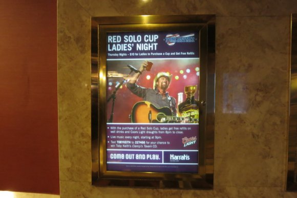 Red_Solo_Cup_Harris_Las_Vegas_Kakurady