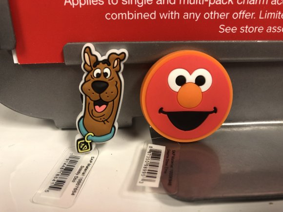 Showbiz Chuck - E8105707-3335-4FA9-BF07-4FB217BAF883